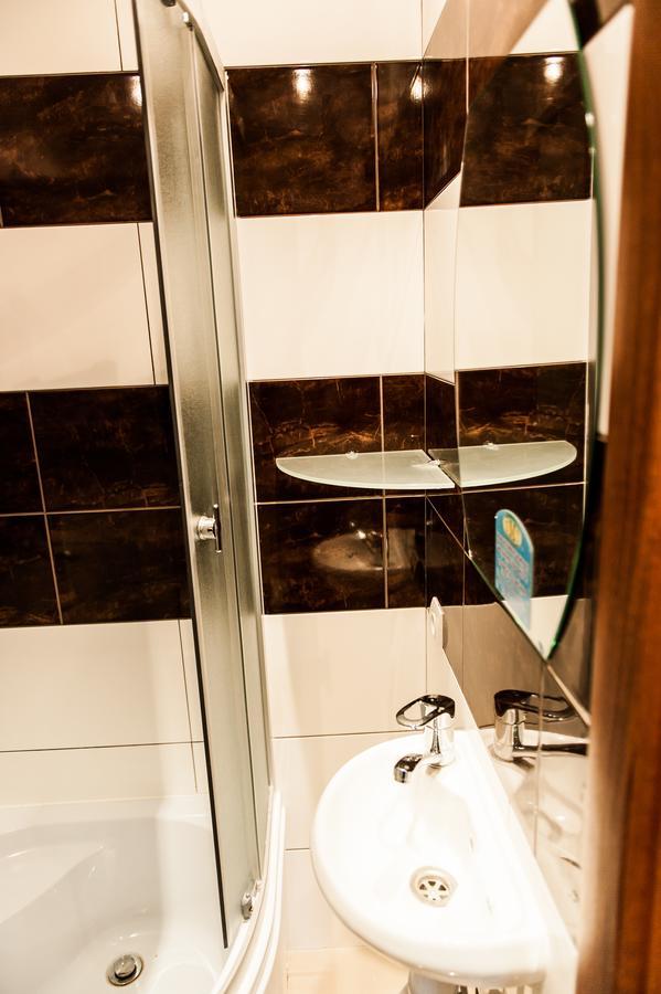 Minihotel Freedom リヴィウ エクステリア 写真
