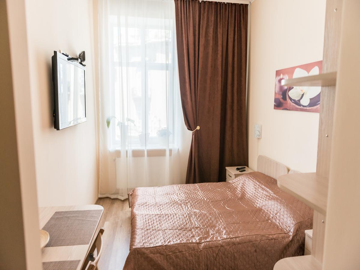 Minihotel Freedom リヴィウ エクステリア 写真