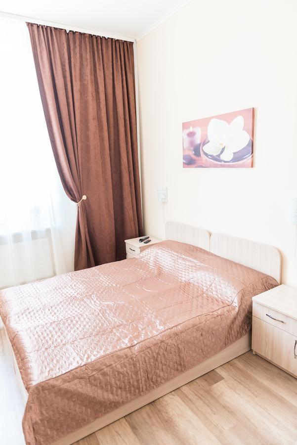 Minihotel Freedom リヴィウ エクステリア 写真